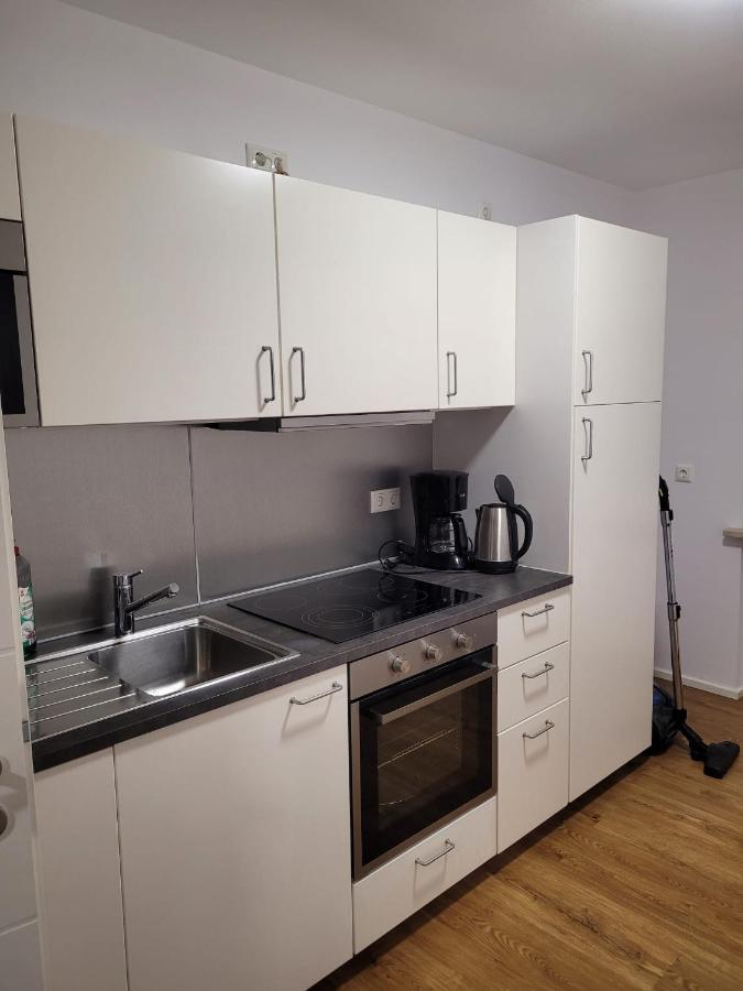 Schoene, Gemuetliche Moeblierte 2 Zi Wohnung In Rgb Regensburg Exterior foto